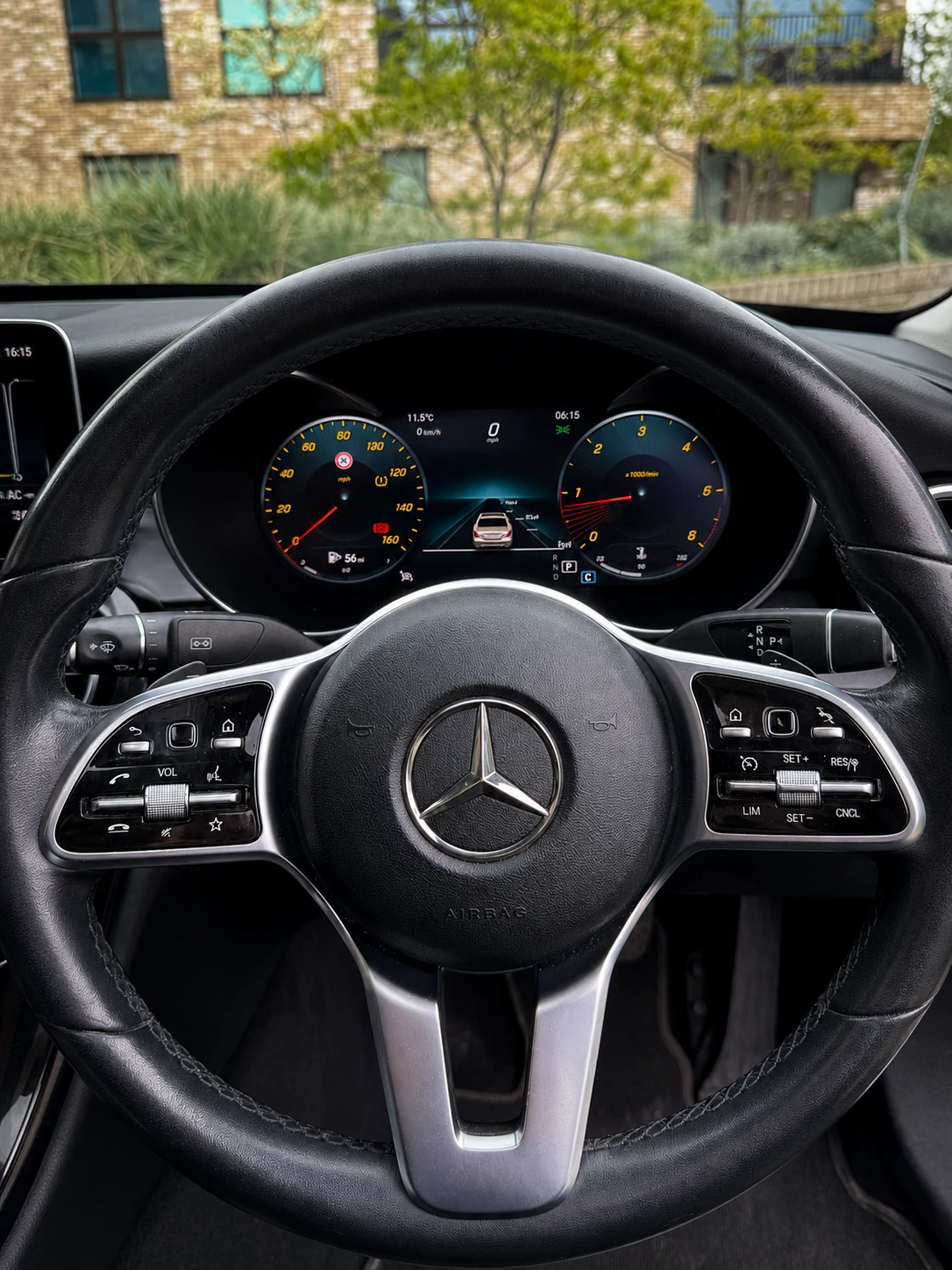 Mercedes-Benz C-Class Saloon